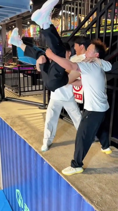 It_s just a piece of cake. How can I be professional if you lose me_ Please don_t imitate the tramp.