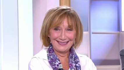 "C’était une catastrophe" : Marie-Anne Chazel sans filtre sur le tournage des Bronzés font du ski