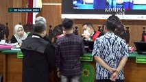 Saksi Fransiskus Tunjukkan Helm yang Dipinjam Eki ke Hakim di Sidang PK Terpidana Kasus Vina Cirebon