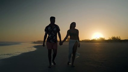 Cute couple walking on the beach | Free video