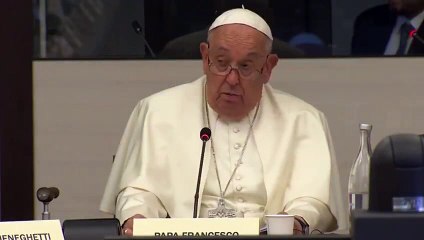 Papa Francisco: "En vez de pagar la justicia social, pagaron el gas pimienta"