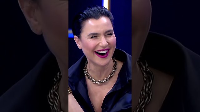 Hakan Altun Gülme Krizine Girdi! | Şarkılar Bizi Söyler #shorts