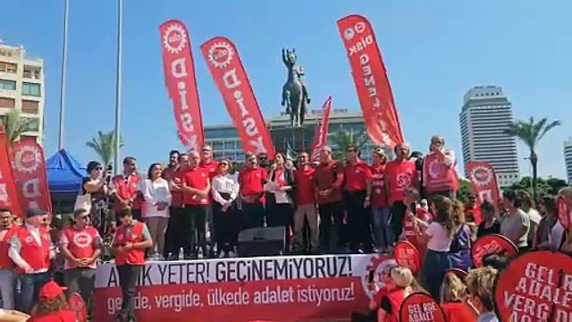DİSK'ten hodri meydan: Kazanılmış haklarımıza uzanan elleri kırmaya söz veriyoruz. Kavgaysa kavga!
