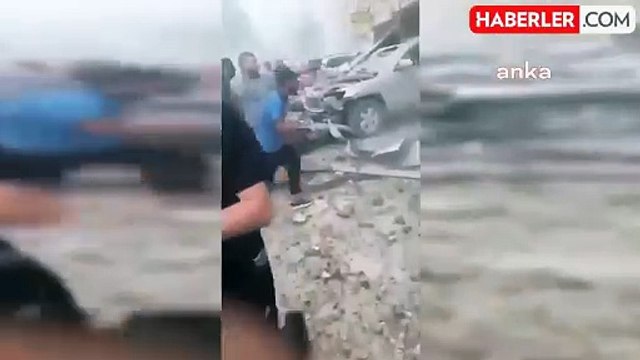 İsrail Ordusu Beyrut'a Hava Saldırısı Düzenledi: 5 Çocuk Hayatını Kaybetti
