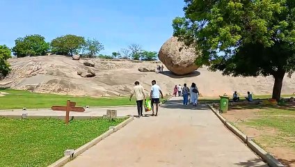 Mahabalipuram Krishna Big Butter Stone
