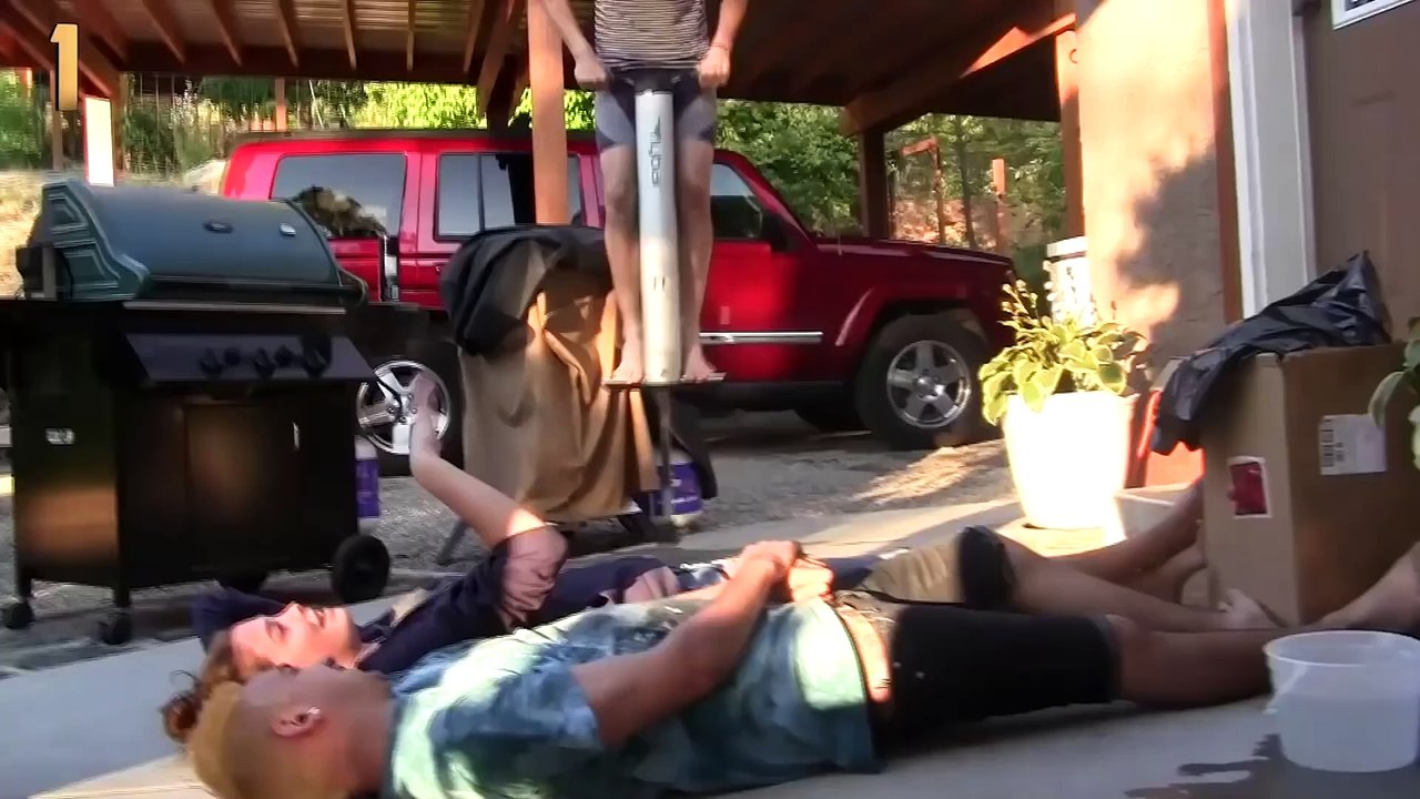 26 Bad Friend Nominees - Hall Of Fame _ FailArmy