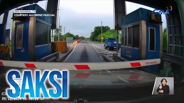Toll barrier sa SCTEX, biglang bumaba at muntik bumagsak sa kotseng puwede nang dumaan | Saksi
