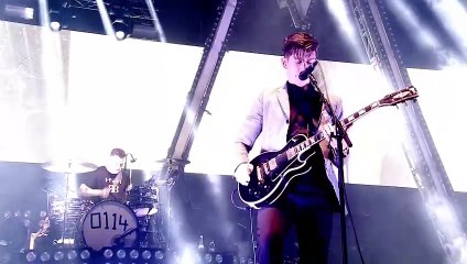 Brick by Brick - Arctic Monkeys (live)