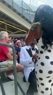 Proposal gone wrong at Yankee Stadium! .#baseball #yankees #yankeestadium #prank #proposal