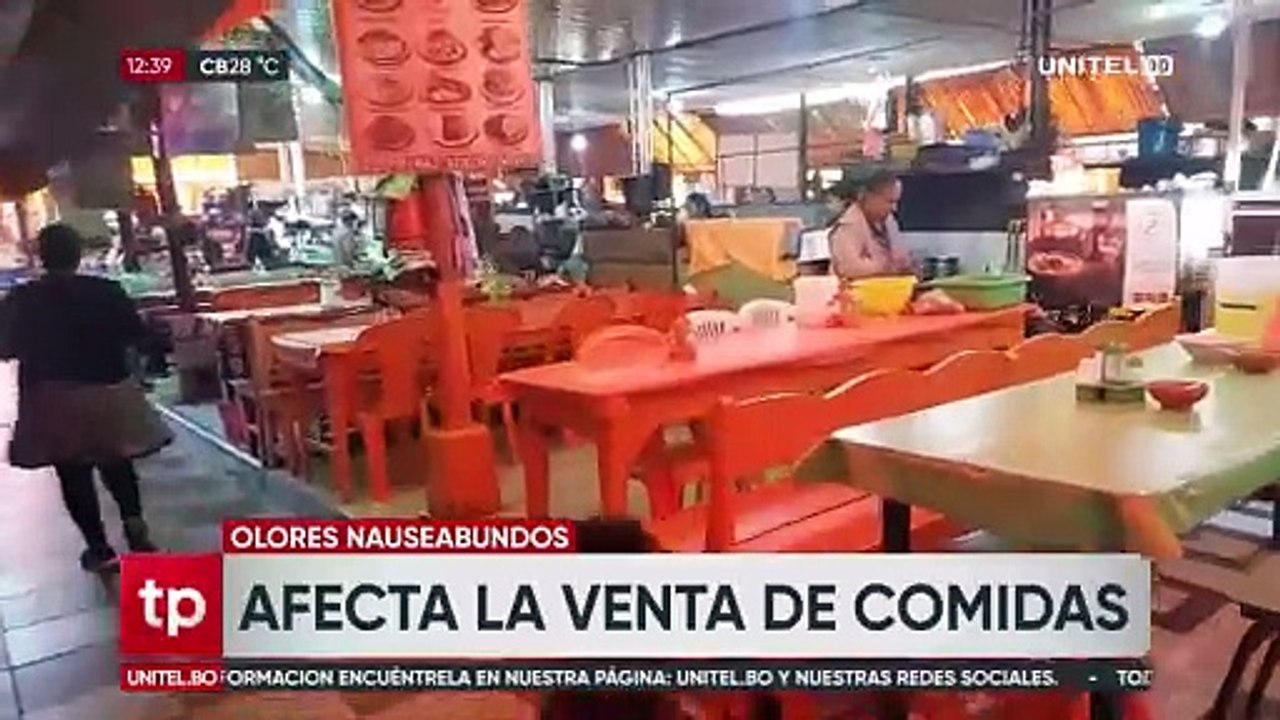 Nueve días de bloqueo en K’ara K’ara: comerciantes protestaron por la acumulación de basura en los mercados