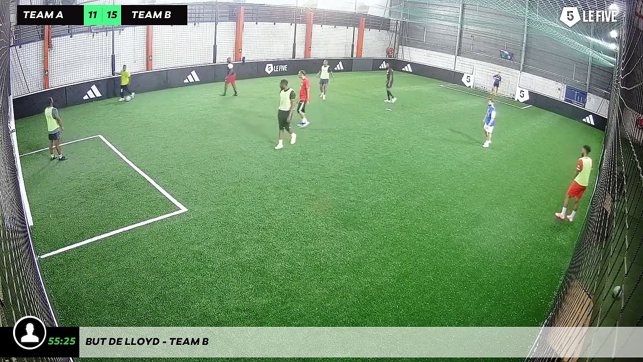 But de Lloyd - Team B