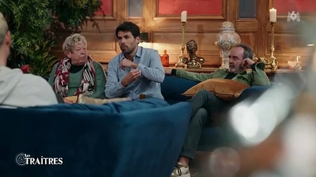 "J'ai le droit de gueuler !" : Laurent Ruquier s'emporte contre Arthur Lombard dans "Les traîtres" sur M6