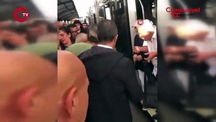 Avcılar'da metrobüs kazası 2 yaralı