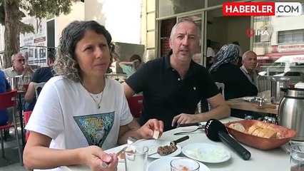 Ersin Dede'nin Cağ Kebap Dükkanı Kapanıyor, Müşteriler Veda İçin Akın Etti