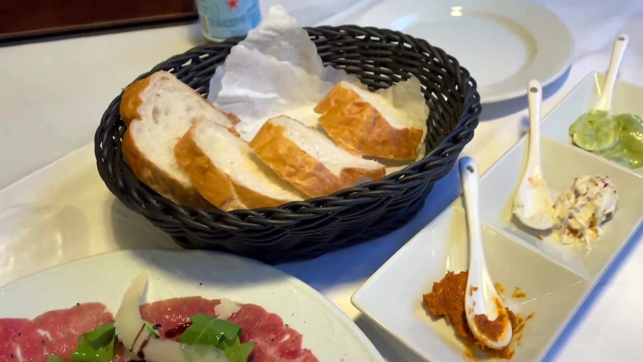 BBQ Steakhouse in Braunschweig!!! ｜ Food Tour ｜ Teddy D. Dragon