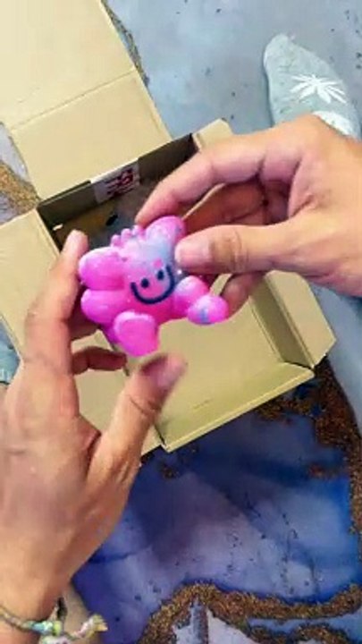 Je prépare les commandes de ma boutique en vidéo