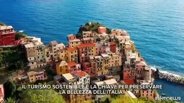 Pecoraro Scanio presenta lo spot sul turismo sostenibile