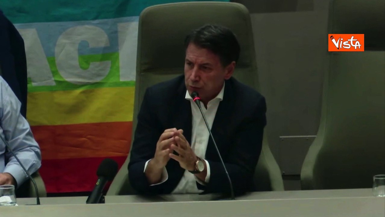 Conte alla Marcia della Pace di Assis: "A Gaza...