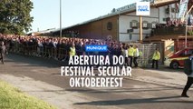 Milhares de pessoas vão à Oktoberfest para celebrar o melhor da cerveja