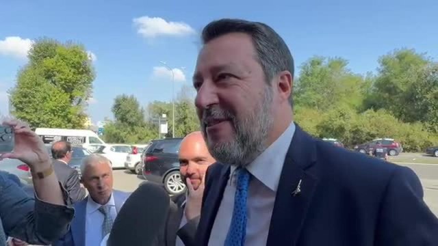Matteo Salvini a Piacenza, il video: «Processo Open Arms, elezioni regionali, alluvione, castrazione chimica. Ecco come la penso»