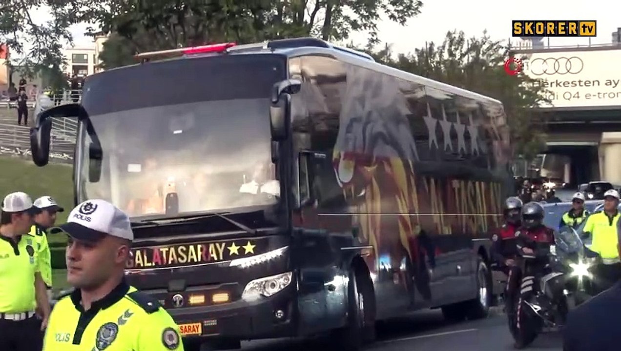 Galatasaray, Kadıköy'e geldi
