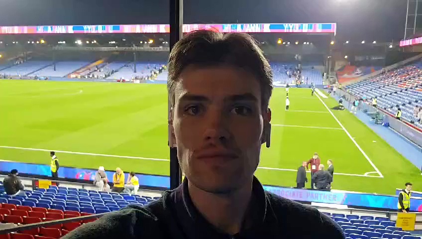 Joshua Zirkzee has raised an awkward question about Bruno