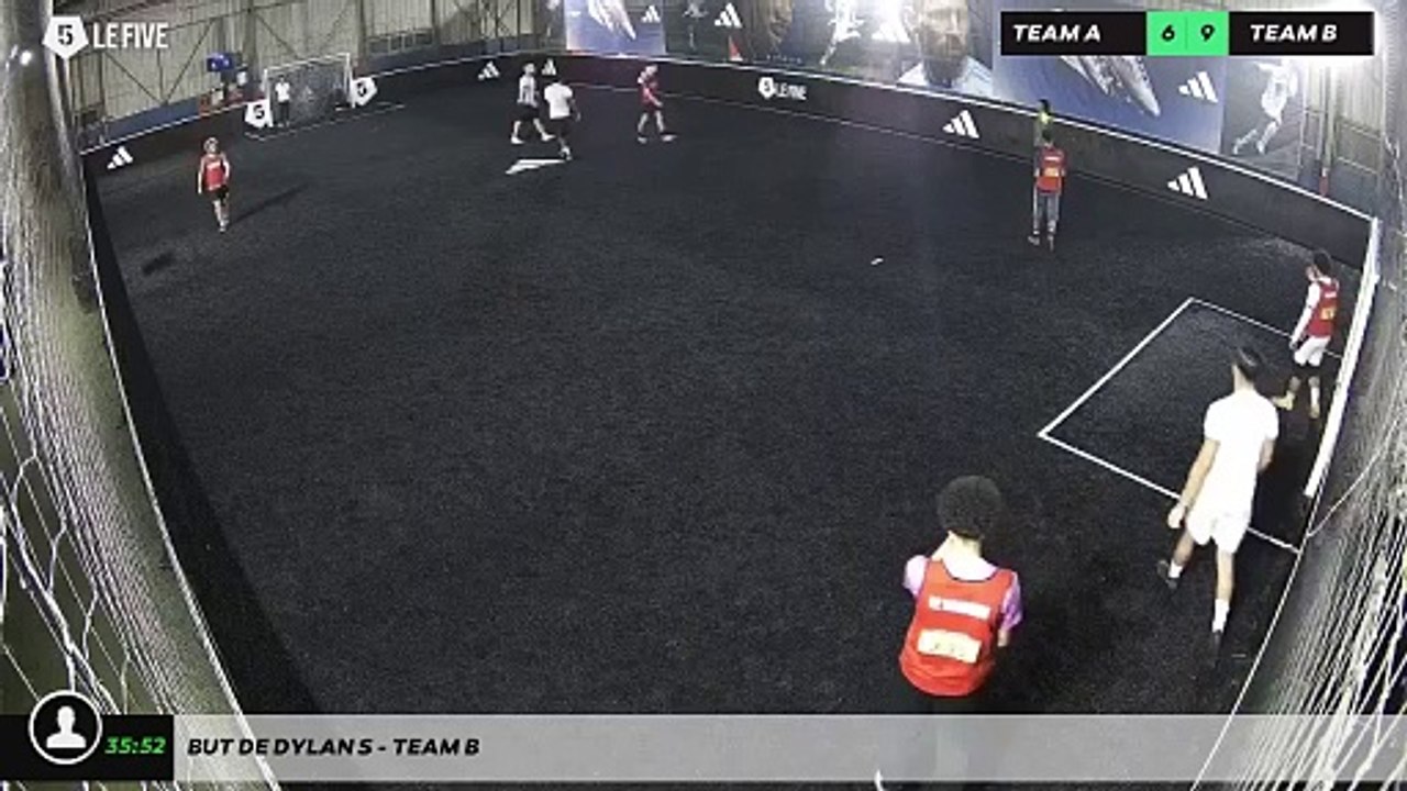 But de Dylan S - Team B