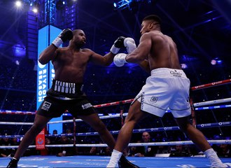 دوبوا يفوز على جوشوا ويتوّج بلقب الوزن الثقيل في الملاكمة