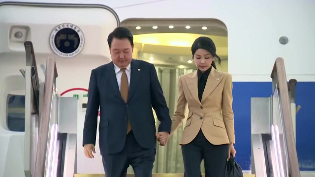 윤 대통령, 체코 공식 방문 일정 마치고 귀국 / YTN