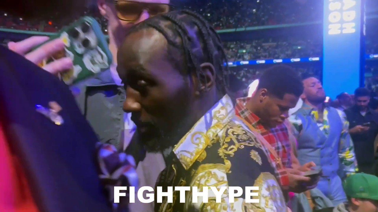 FIGHTERS REACT to Anthony Joshua KNOCKED OUT by Daniel Dubois in BRUTAL BEATING