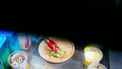 NOONAS PLATE - PRODUCT FOCUS VIDEO 2