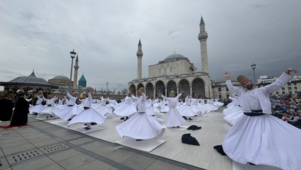 Uluslararası Konya Mistik Müzik Festivali: Açılışı 99 semazen yaptı
