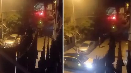 Taksi parasını ödemedi, taksiciler kapısına dayandı
