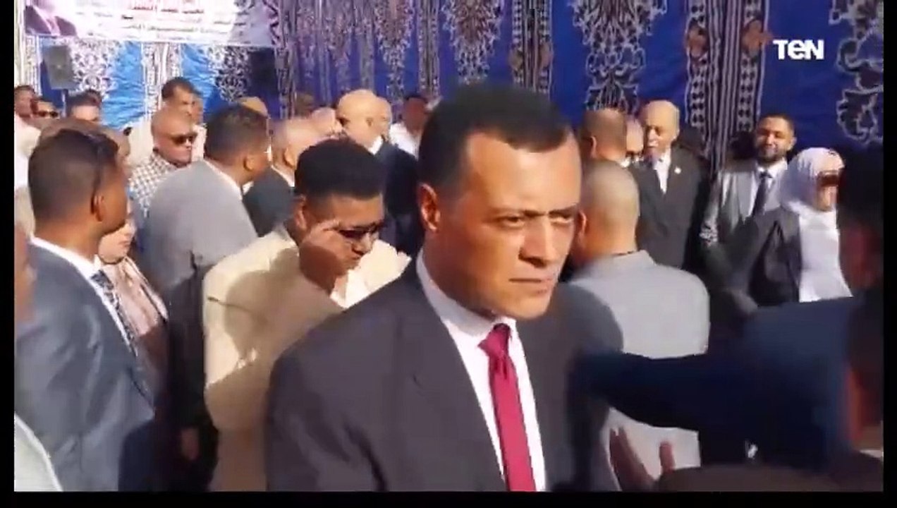 وزير التربية والتعليم يتابع انتظام الدراسة في مدارس محافظة قنا