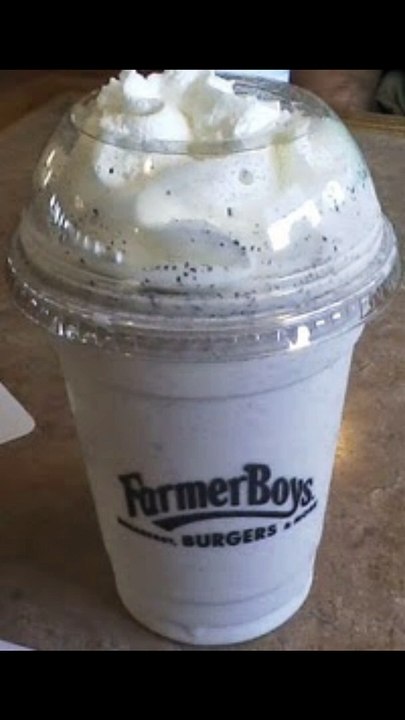 Farmer Boy's Cookie and Cream Shake
