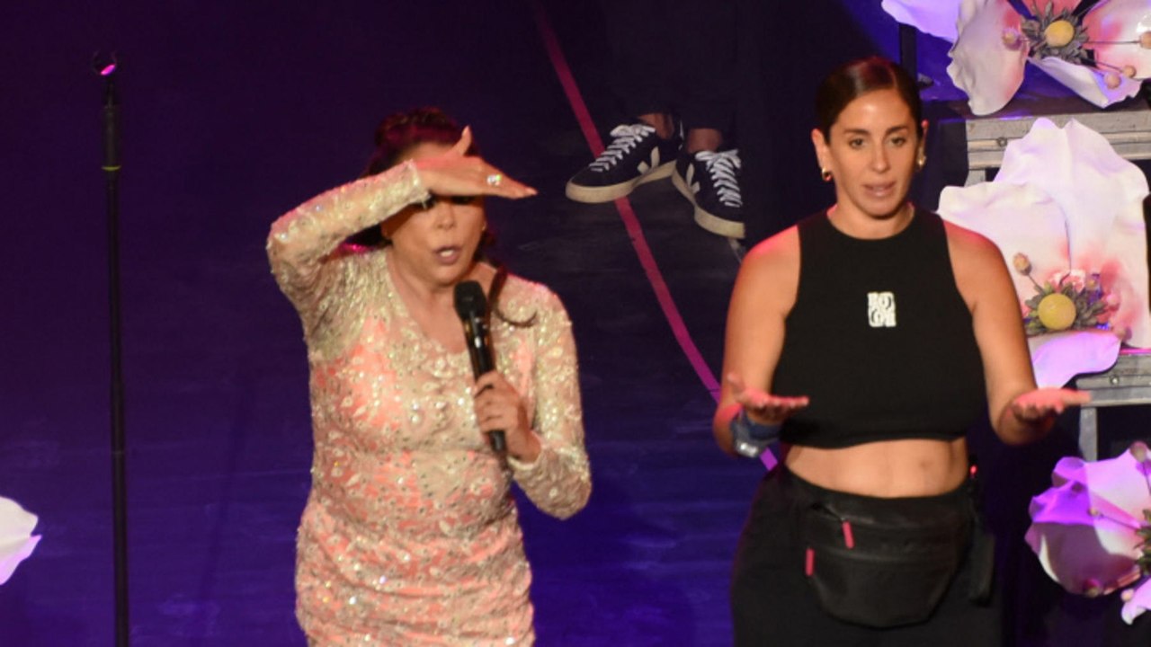 Anabel Pantoja sufre un problema en pleno embarazo y su tía Isabel le encuentra una sustituta