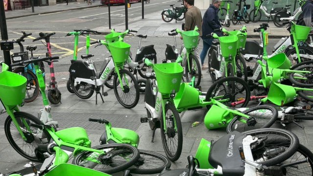 Stop blocking dropped curbs with Lime bikes - it's dangerous for wheelchair users