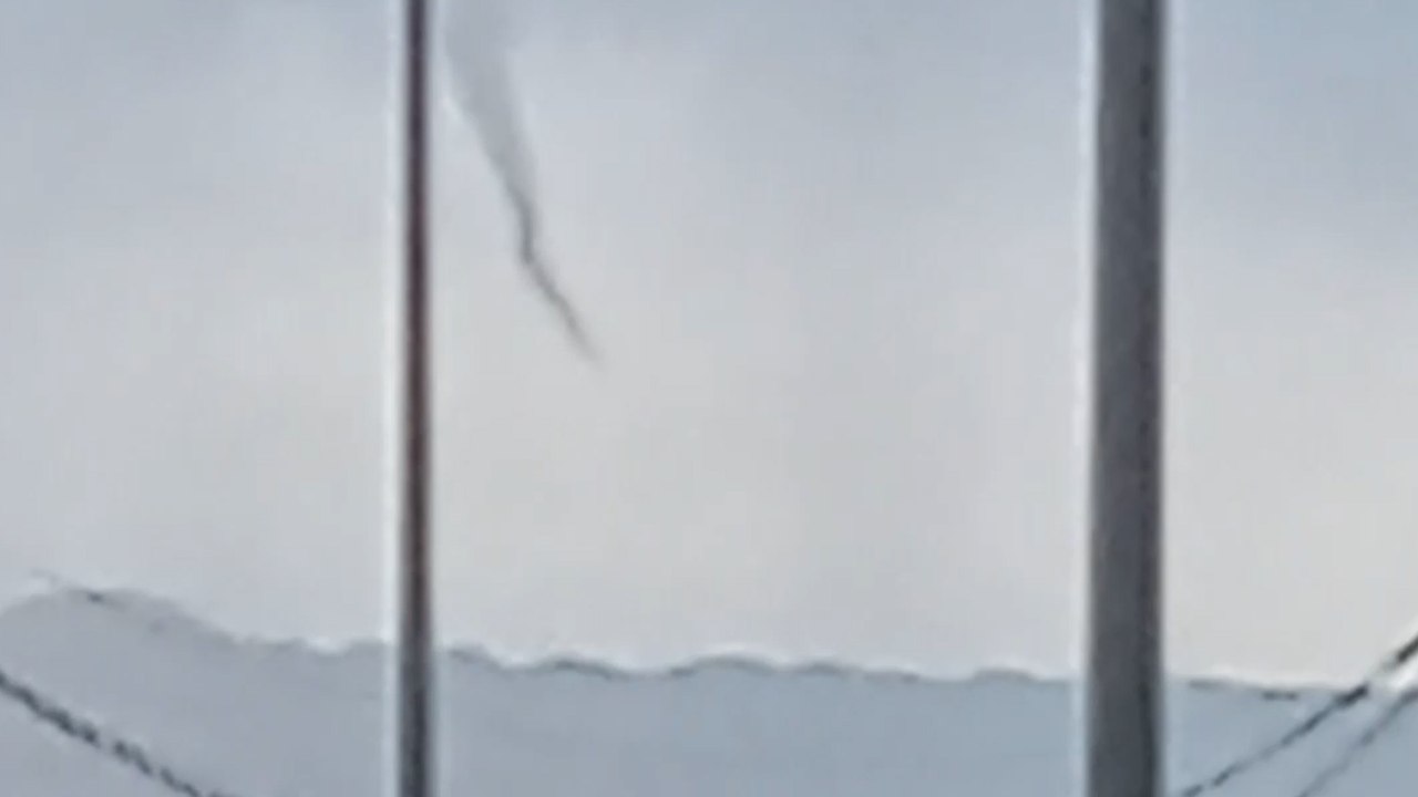 Cold air funnel appears to form over mountains in Palm Springs