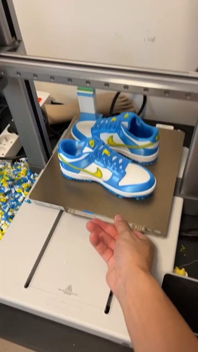 Incroyable Basket #nike aux couleurs de #om 