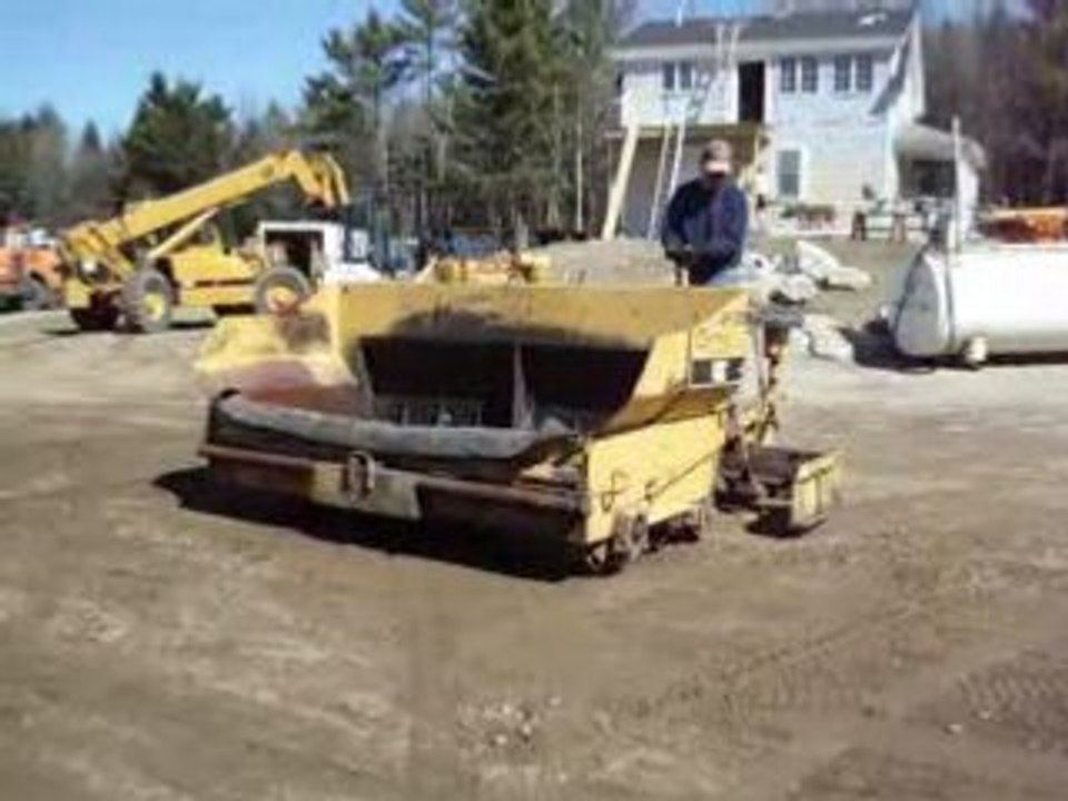 Caterpillar AP200 Paver