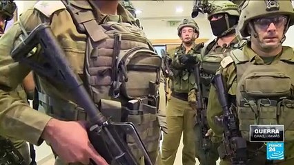 Israel allanó la oficina de 'Al Jazeera' en Cisjordania y ordenó su cierre por 45 días