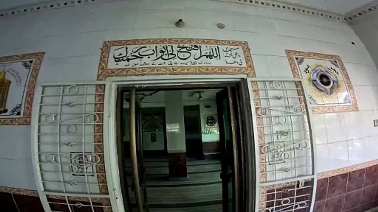 Bab ul Islam mosque at graveyard budahu Aawa Lahore