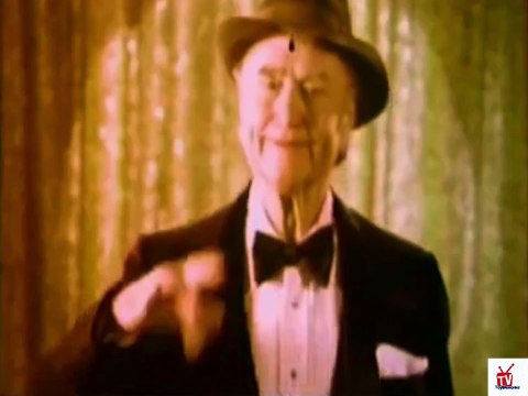 1960s Kraft peanut butter TV commercial - Red Skelton making a peanut butter sandwich