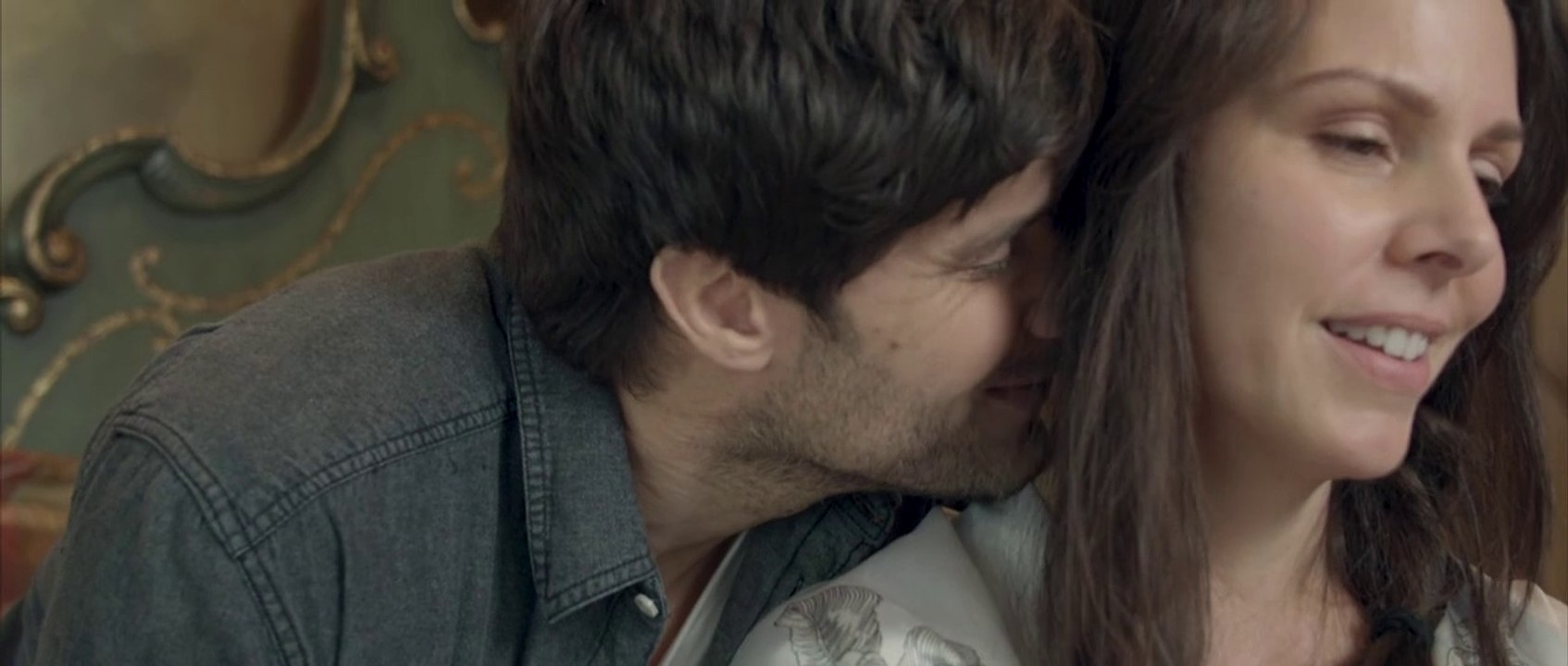 A Husband and Wife on the brink of divorce are trapped at a Lake House on their anniversary  HD