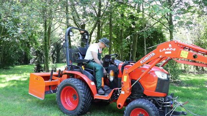 Felling Douglass Trees with the Stihl MS261CM and Kubota B2261