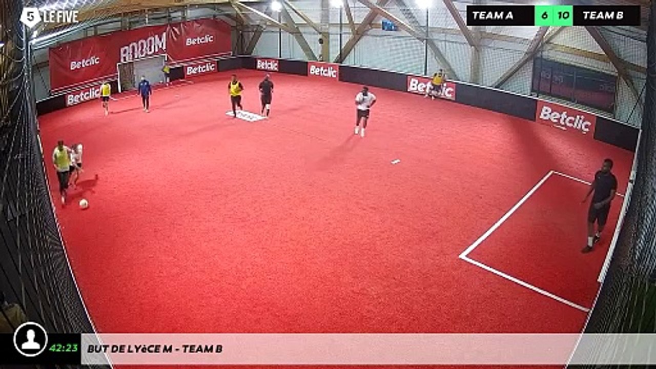 But de Lyèce M - Team B