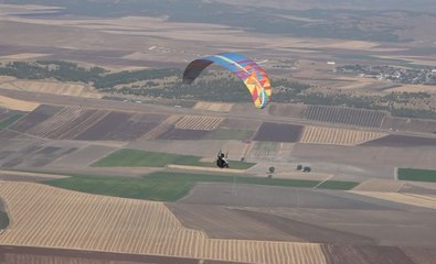 Download Video: Gaziantep’te yamaç paraşütü festivali: Adrenalin ve manzara dolu bir deneyim