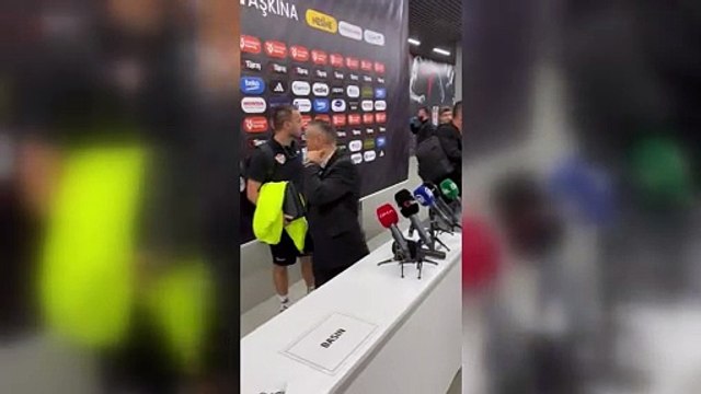Arda Turan'ı sinirlendiren derbi sorusu!