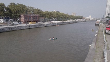 À Bruxelles, des sorties en kayak pour alerter sur la pollution des cours d'eau