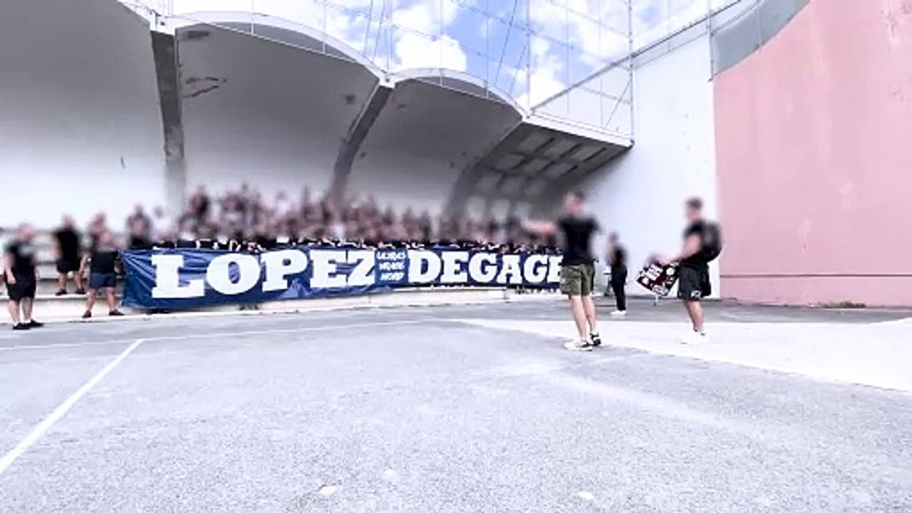 "Lopez Dégage " groupe Ultra de la North Gate Bordeaux